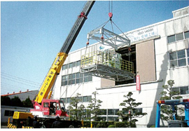 クレーン車での移動